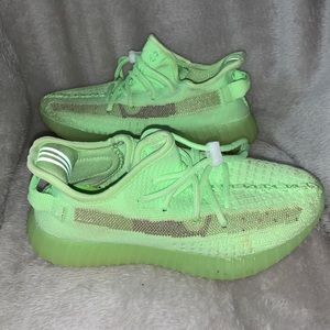 🌻Unisex Inspired Sneakers🌻